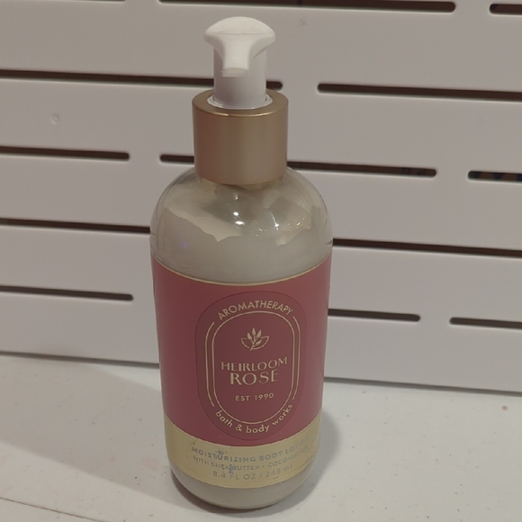 Bath & Body Works Other - Bath & Body Works Heirloom Rose Moisturizing Body Lotion - Pink and Cream